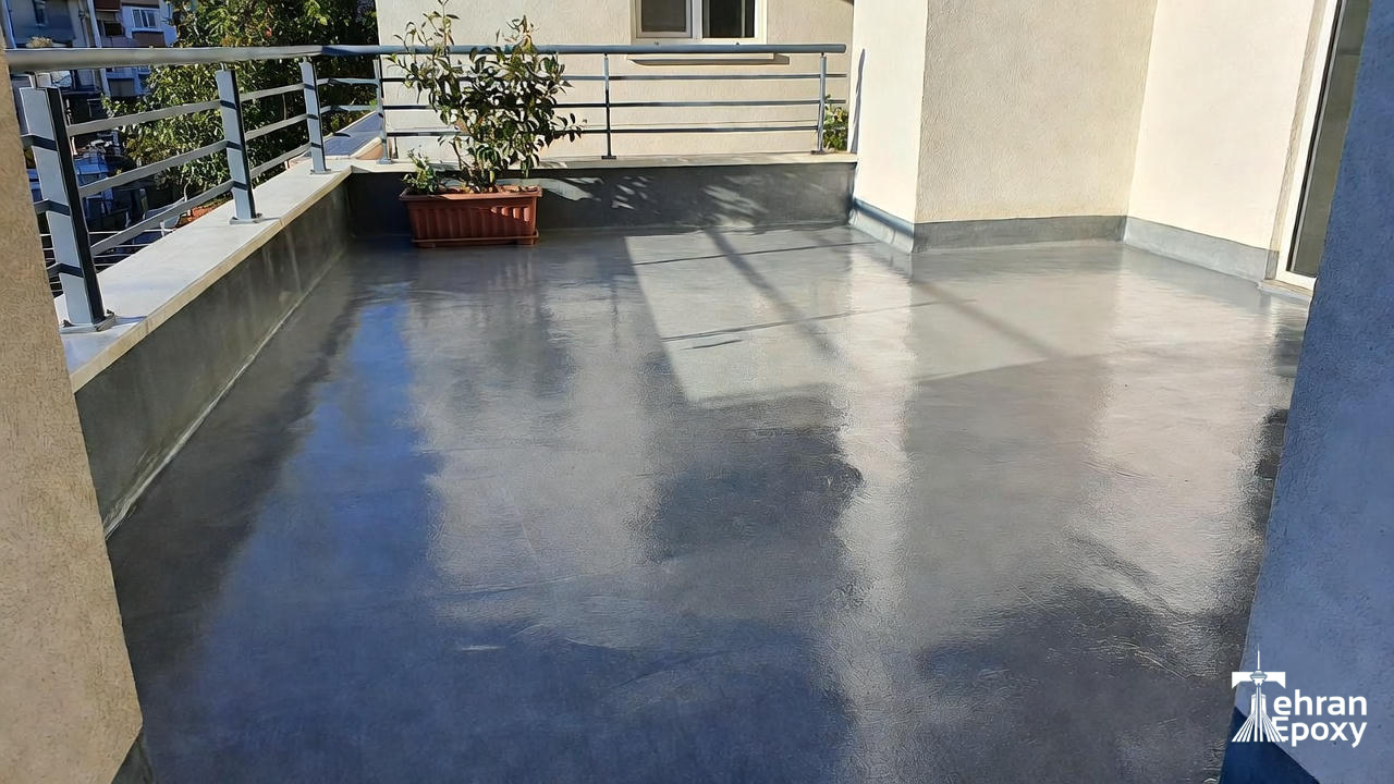 تفاوت اپوکسی و پلی اورتان: مقایسه جامع مزایا، معایب و کاربردها در پروژههای صنعتی و خانگی ۱۴۰۴